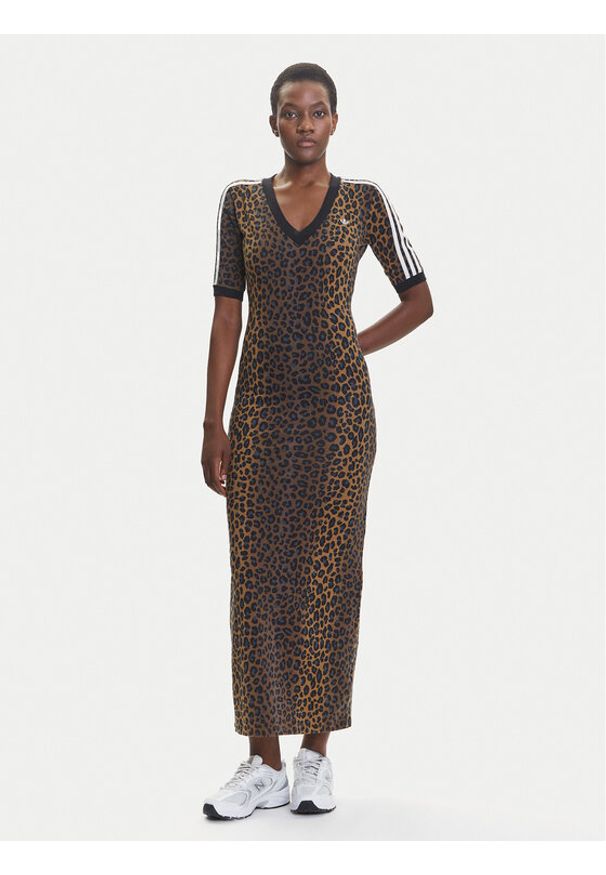 Adidas - adidas Sukienka codzienna Leopard JW2773 Brązowy Slim Fit. Okazja: na co dzień. Kolor: brązowy. Materiał: bawełna. Typ sukienki: proste. Styl: casual