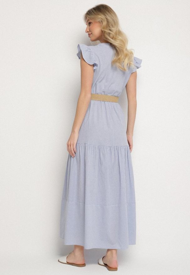 Born2be - Niebieska Bawełniana Sukienka Boho o Rozkloszowanym Kroju z Paskiem z Klamrą Iffalisse. Okazja: na spacer. Kolor: niebieski. Materiał: bawełna. Wzór: aplikacja. Typ sukienki: rozkloszowane. Styl: boho