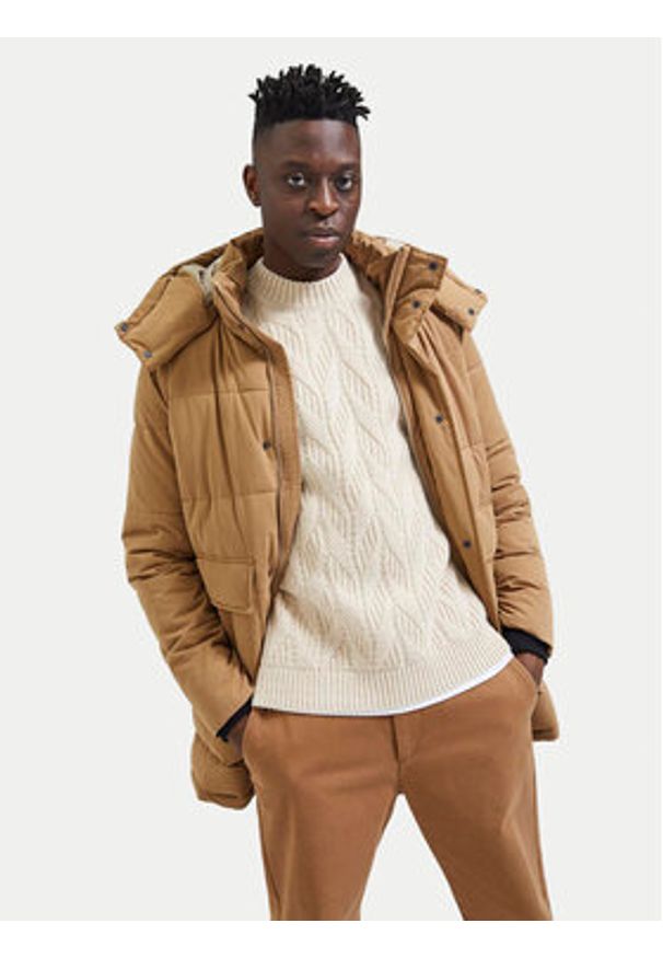 Selected Homme Sweter 16086686 Beżowy Regular Fit. Kolor: beżowy. Materiał: syntetyk