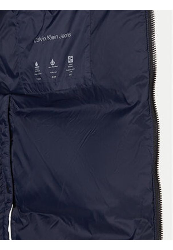 Calvin Klein Jeans Płaszcz zimowy LV04RD518G Granatowy Regular Fit. Kolor: niebieski. Materiał: syntetyk. Sezon: zima