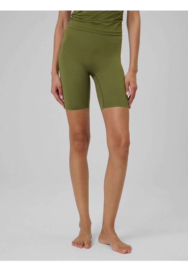 4f - 4F Legginsy kolarki do jogi damskie - oliwkowe XS. Stan: podwyższony. Kolor: oliwkowy, wielokolorowy, brązowy. Materiał: skóra, włókno. Długość: długie. Wzór: gładki. Sport: joga i pilates
