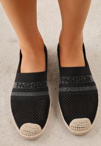 Born2be - Czarne Espadryle na Płaskiej Podeszwie z Plecionki Chorisa. Okazja: do pracy, na co dzień. Kolor: czarny. Materiał: tkanina, jeans, len. Wzór: kwiaty. Sezon: lato. Obcas: na płaskiej podeszwie. Styl: elegancki, casual #3