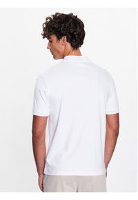Calvin Klein Polo K10K111201 Biały Regular Fit. Typ kołnierza: polo. Kolor: biały. Materiał: bawełna #4