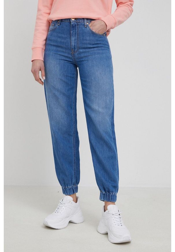 Pinko jeansy damskie medium waist. Kolor: fioletowy