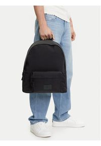 Calvin Klein Jeans Plecak Metro Nylon Backpack 43 LV04G3131G Czarny. Kolor: czarny. Materiał: materiał #5