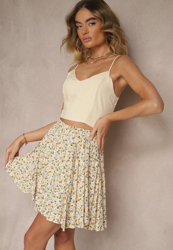 Renee - Beżowe Spódnico-Szorty High Waist w Kwiaty Sunevra. Okazja: na co dzień. Stan: podwyższony. Kolor: beżowy. Wzór: kwiaty. Sezon: lato. Styl: klasyczny, casual, elegancki