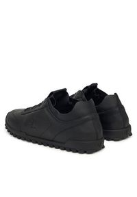Calvin Klein Sneakersy Low Profile Runner Lth Mg YW0YW02049 Czarny. Kolor: czarny. Materiał: skóra