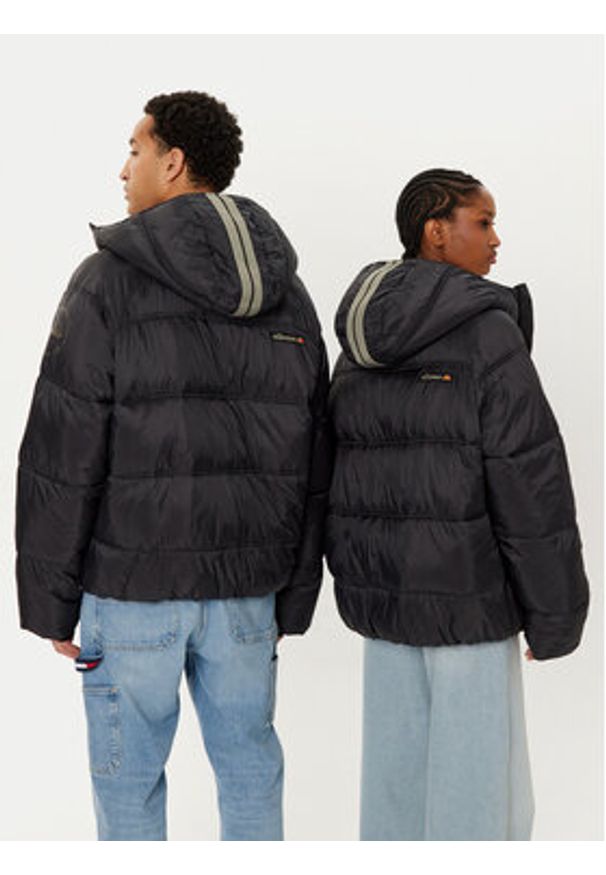 Ellesse Kurtka zimowa Unisex Helsinki SHX21060 Czarny Relaxed Fit. Kolor: czarny. Materiał: syntetyk. Sezon: zima