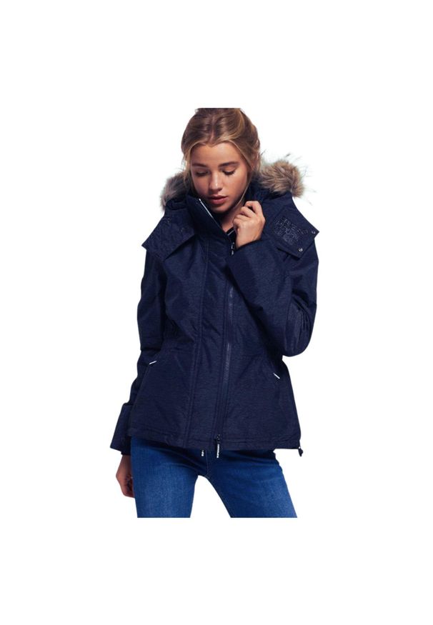 Superdry - Kurtka zimowa damska Superdary Hooded Fur Winter Windattacker. Kolor: niebieski. Materiał: poliester, nylon. Sezon: zima. Sport: turystyka piesza