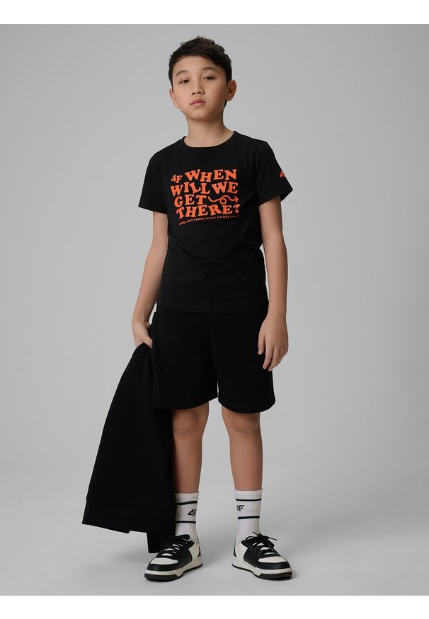 4f - 4F Spodenki dresowe chłopięce - czarne 164 (13-14 lat). Okazja: na co dzień. Kolor: czarny. Materiał: dresówka. Długość: krótkie. Wzór: gładki, ze splotem. Sezon: lato. Styl: casual, sportowy