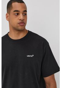 Levi's® - Levi's - T-shirt. Okazja: na spotkanie biznesowe. Kolor: czarny. Materiał: bawełna, dzianina. Wzór: gładki. Styl: biznesowy