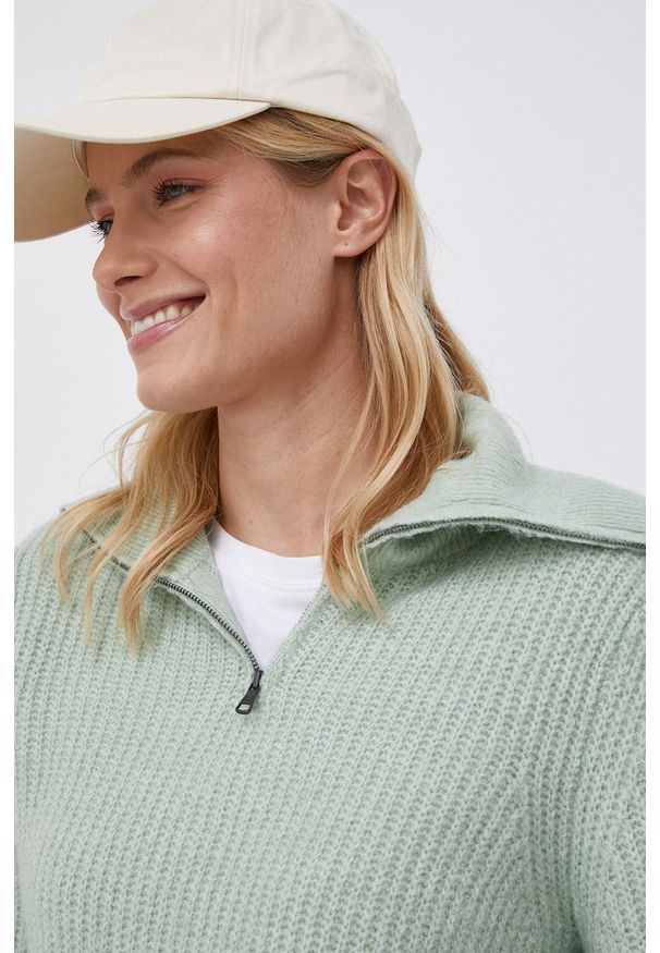only - Only - Sweter. Okazja: na co dzień. Typ kołnierza: golf. Kolor: zielony. Materiał: włókno, dzianina, materiał. Długość rękawa: długi rękaw. Długość: krótkie. Styl: casual