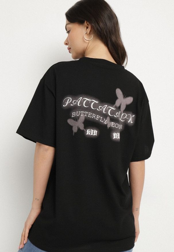 Born2be - Czarny T-shirt Oversize z Bawełny z Nadrukiem z Motylem Nonatira. Okazja: na spacer. Kolor: czarny. Materiał: bawełna. Wzór: nadruk. Styl: elegancki, klasyczny