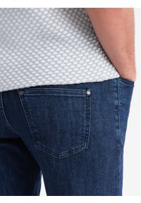 Ombre Clothing - Klasyczne spodnie męskie jeansy SLIM FIT z elastanem – ciemnoniebieskie V3 - Rozmiar: XXL. Kolor: niebieski. Materiał: jeans, elastan. Wzór: gładki, jednolity. Styl: klasyczny #6
