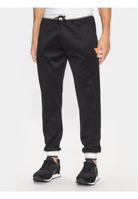 Guess Spodnie dresowe Z3YB05 FL04Q Czarny Regular Fit. Kolor: czarny. Materiał: dresówka, syntetyk, bawełna