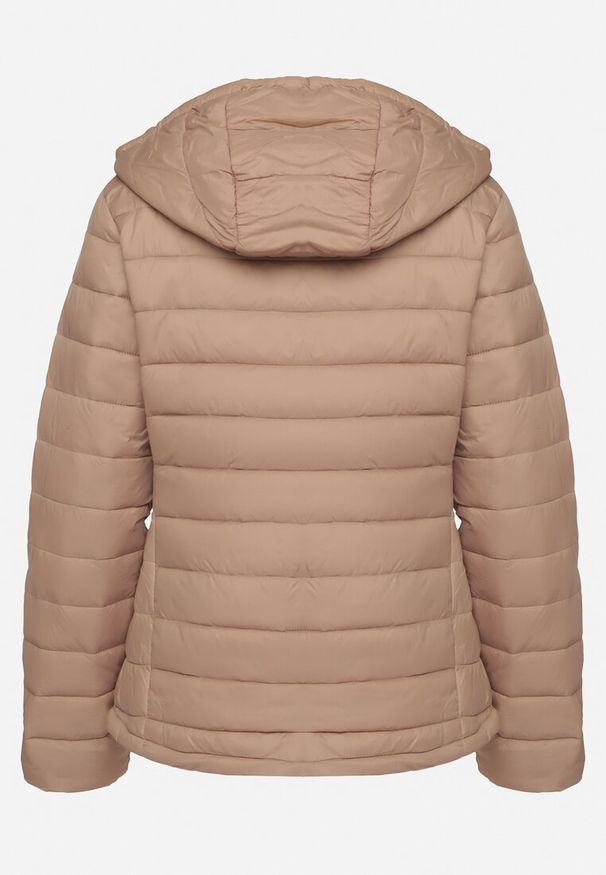 Born2be - Ciemnobeżowa Pikowana Kurtka o Klasycznym Kroju z Kapturem Evarellea. Okazja: na co dzień. Typ kołnierza: kaptur. Kolor: beżowy. Materiał: jeans, tkanina. Styl: klasyczny