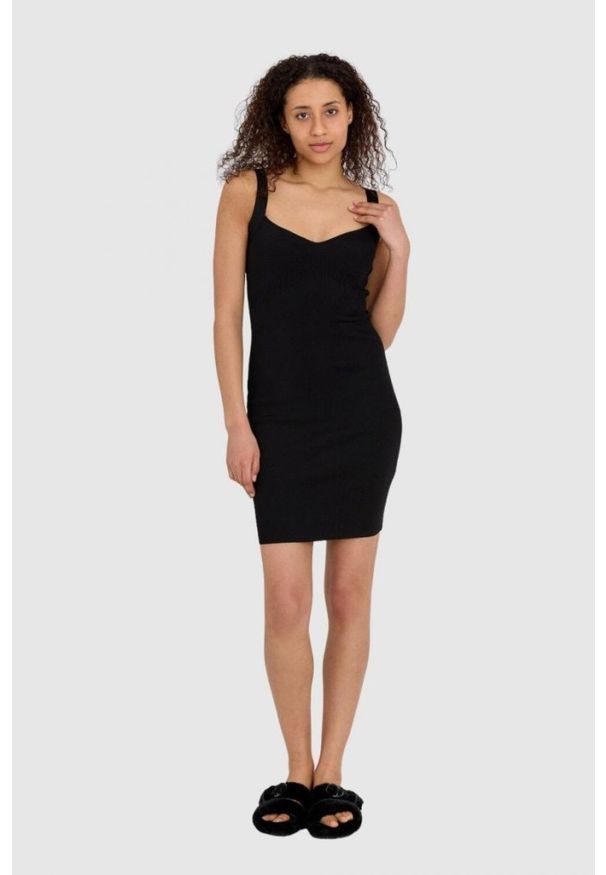 Guess - GUESS Krótka czarna damska sukienka na ramiączka, Rozmiar S. Kolor: czarny. Długość rękawa: na ramiączkach. Długość: mini