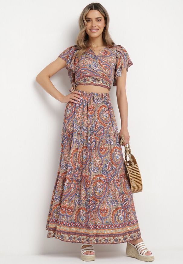 Born2be - Beżowy Komplet 2-Częściowy we Wzór Paisley z Wiskozy Spódnica Maxi i Kopertowa Góra Wabila. Kolor: beżowy. Materiał: wiskoza. Wzór: paisley