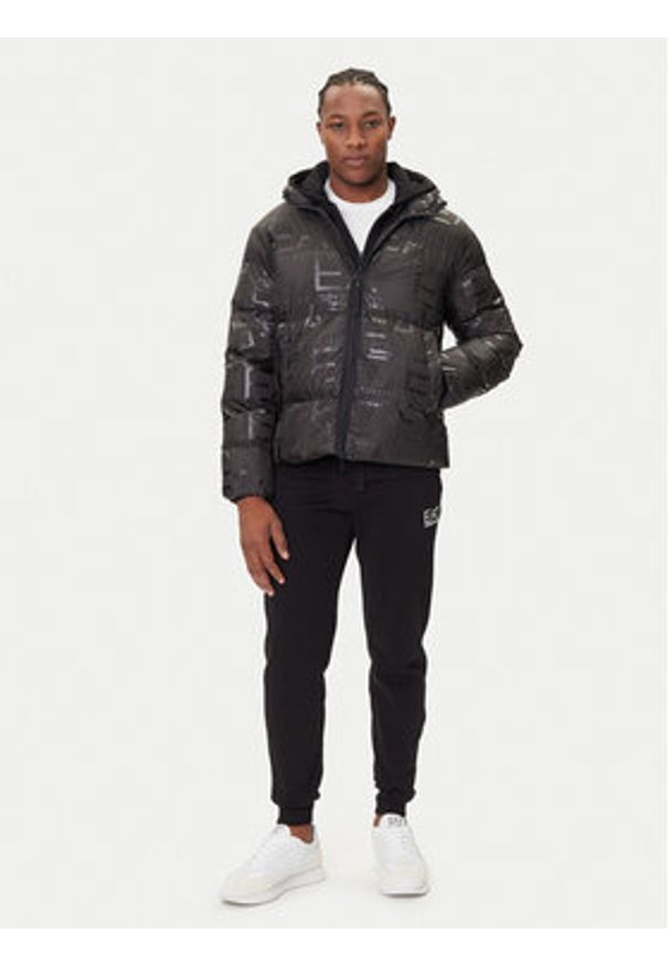 EA7 Emporio Armani Kurtka zimowa 7M000697 AF15969 UC001 Czarny Modern Fit. Kolor: czarny. Materiał: syntetyk. Sezon: zima