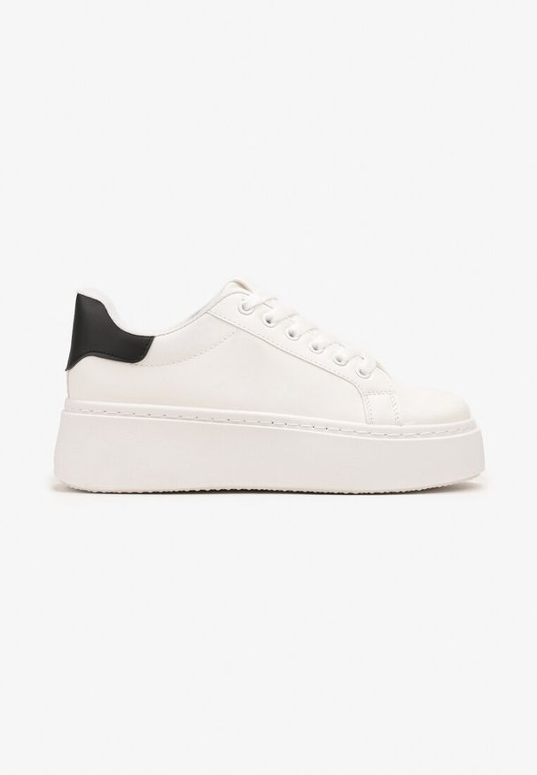 Renee - Biało-Czarne Basicowe Sneakersy na Platformie Tiaeliana. Okazja: na co dzień. Kolor: biały. Materiał: jeans. Wzór: aplikacja. Obcas: na platformie