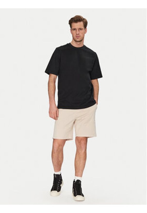 Resteröds T-Shirt Tas 20251 2030 Czarny Regular Fit. Kolor: czarny. Materiał: bawełna