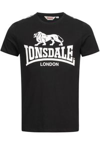 Koszulka Lonsdale Sheviock. Kolor: czarny. Wzór: nadruk #2
