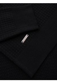 Ombre Clothing - Strukturalny męski sweter z okrągłym dekoltem – czarny V3 - Rozmiar: XL. Okazja: na co dzień. Kolor: czarny. Materiał: wiskoza, dzianina, jeans, elastan, nylon. Wzór: ze splotem. Styl: casual #3