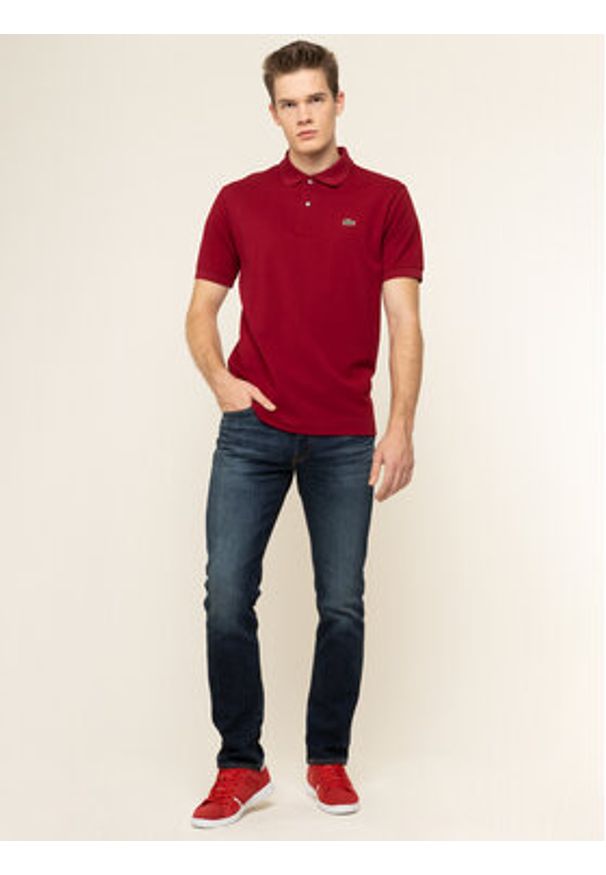 Lacoste Polo L1212 Bordowy Classic Fit. Typ kołnierza: polo. Kolor: czerwony. Materiał: bawełna