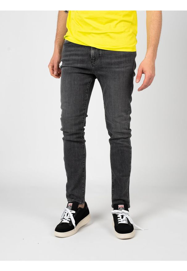 Diesel Jeansy "1983" | A03586-09B97 | Mężczyzna | Szary. Stan: podwyższony. Kolor: szary. Styl: elegancki
