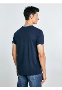 Big-Star - Koszulka męska z kontrastowym wykoŅczeniem grantowa Polias 403. Okazja: na co dzień. Kolor: niebieski. Materiał: bawełna, jeans. Wzór: haft, ze splotem. Styl: sportowy, klasyczny, casual, elegancki #3