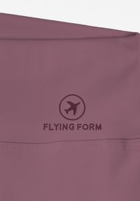 Born2be - Fioletowe Szorty Kolarki z Wysokim Stanem i Modelującym Pasem Toadgrass. Stan: podwyższony. Kolor: fioletowy. Styl: elegancki #2