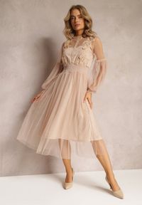 Renee - Beżowa Tiulowa Sukienka Rozkloszowana z Koronką Nirthe. Kolor: beżowy. Materiał: tiul, koronka. Wzór: koronka