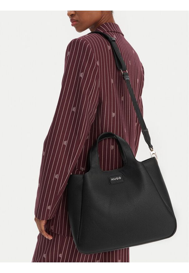 Hugo - HUGO Torebka 50557864 Czarny. Kolor: czarny. Materiał: skórzane