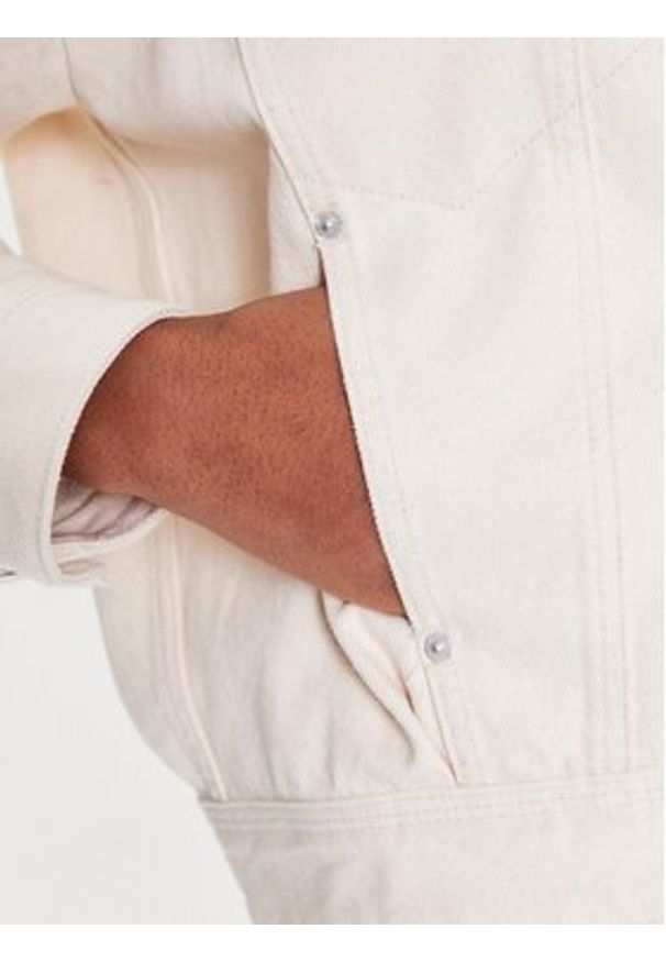 Mustang Kurtka jeansowa Luise 1013493 Écru Regular Fit. Materiał: jeans, bawełna