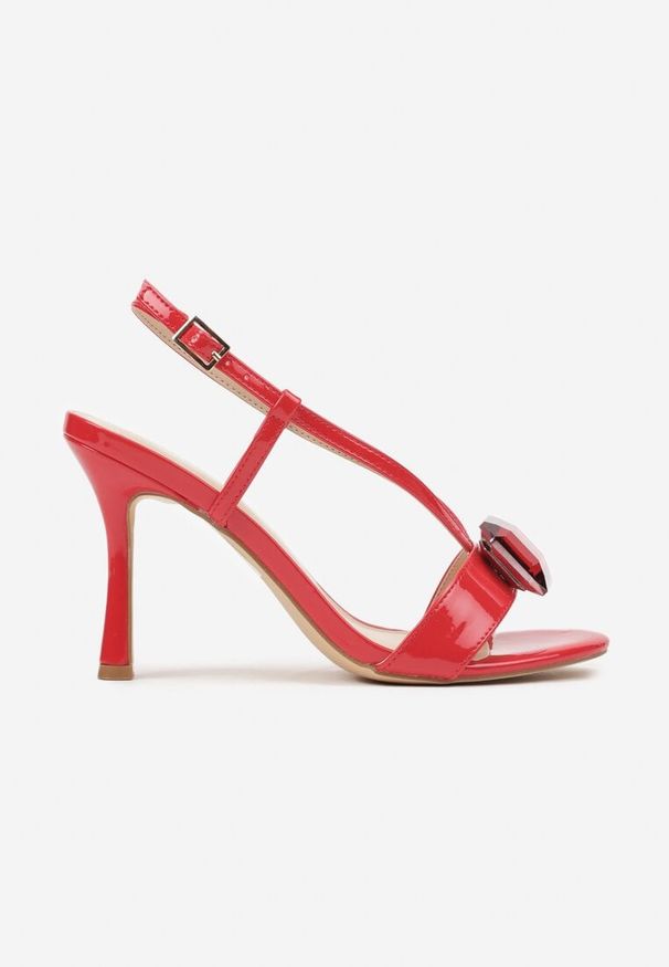 Renee - Czerwone Eleganckie Sandały na Obcasie z Ozdobnym Kamieniem i Paskami Aridwenna. Zapięcie: pasek. Kolor: czerwony. Obcas: na obcasie. Styl: elegancki. Wysokość obcasa: średni