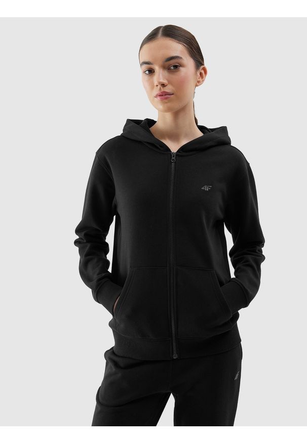 4f - 4F Bluza dresowa rozpinana z kapturem damska - czarna XL. Okazja: na co dzień. Typ kołnierza: kaptur. Kolor: czarny. Materiał: dresówka. Wzór: gładki, ze splotem. Styl: casual, sportowy