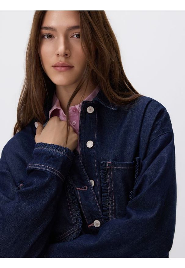 Reserved - Koszula z falbankami - granatowy. Typ kołnierza: kołnierz z falbankami. Kolor: niebieski. Materiał: bawełna, tkanina