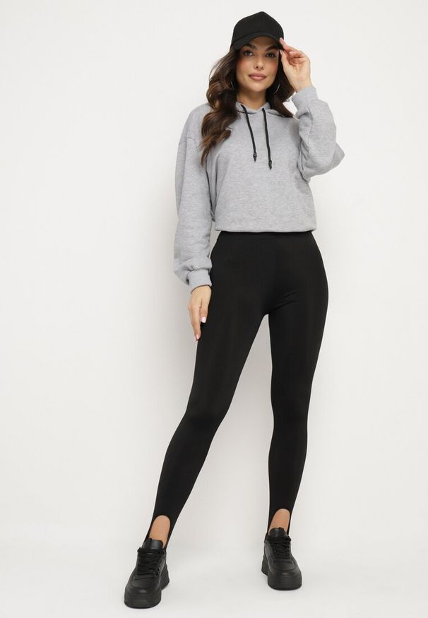 Born2be - Czarne Legginsy z Wysokim Stanem i Antypoślizgową Gumką na Piętę Elazyn. Okazja: na co dzień. Stan: podwyższony. Kolor: czarny. Materiał: materiał. Styl: elegancki, casual