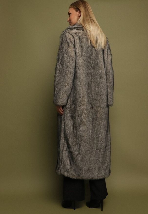 Born2be - Beżowo-Czarny Długi Płaszcz Futrzany z Kołnierzem Banisse. Okazja: na co dzień. Kolor: beżowy. Materiał: futro. Długość: długie. Styl: klasyczny, casual, elegancki