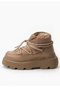 Inuikii - INUIKII ENDURANCE PUFFER Śniegowce damskie. Okazja: na spacer, na co dzień, do pracy. Kolor: beżowy. Styl: casual #1