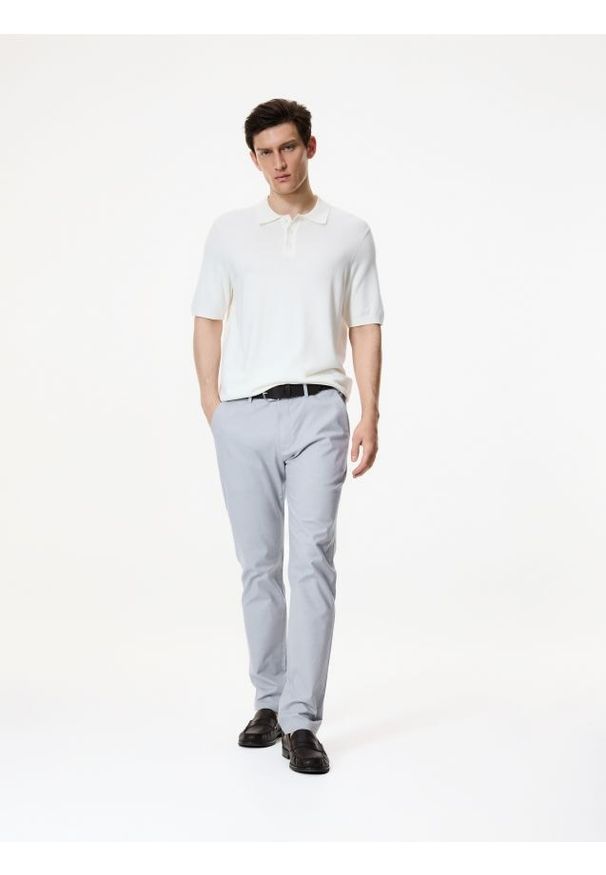 Reserved - Spodnie chino slim fit - jasnoszary. Kolor: szary. Materiał: bawełna, tkanina
