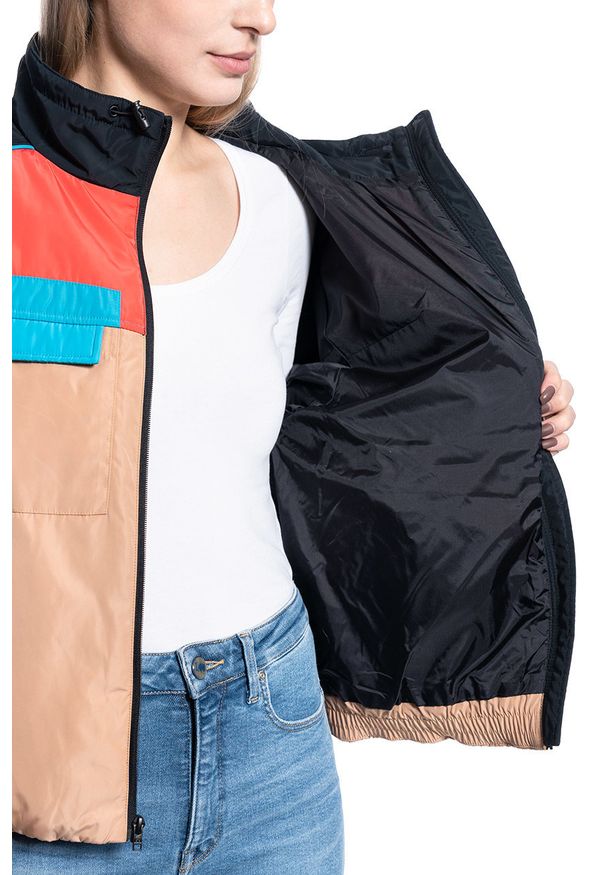 Wrangler - DAMSKA KURTKA PRZEJŚCIOWA WRANGLER UTILITY JACKET PYRAMID SAND W4Q1YJC01 112129191