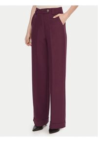 Maryley Spodnie materiałowe 25IB563/43BU Bordowy Regular Fit. Kolor: czerwony. Materiał: syntetyk #1