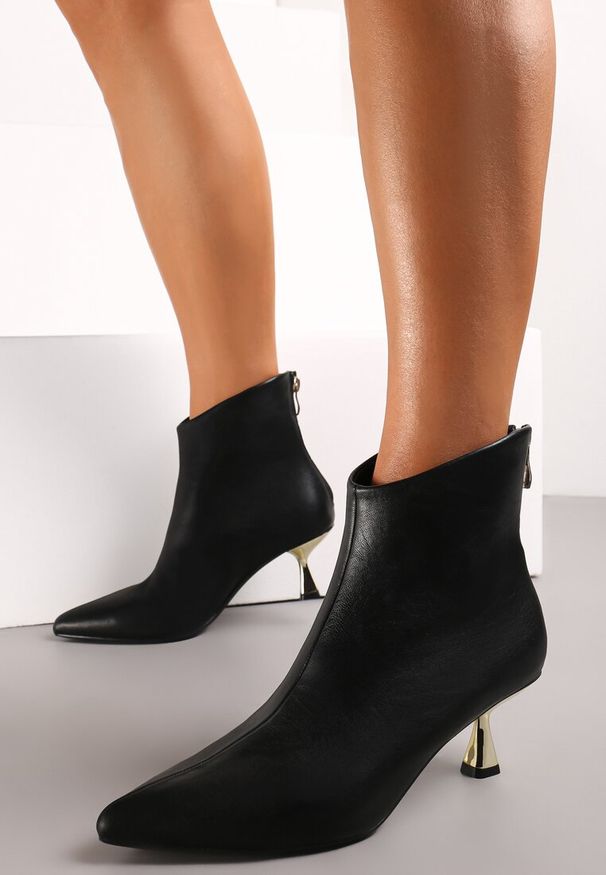 Born2be - Czarne Botki na Metalicznym Obcasie Kaczuszka Lechana. Okazja: na co dzień. Zapięcie: zamek. Kolor: czarny. Materiał: jeans. Obcas: na obcasie. Styl: casual, elegancki. Wysokość obcasa: średni