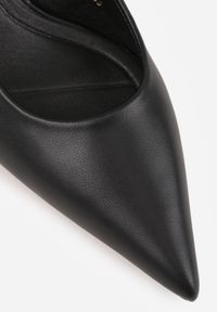 Renee - Czarne Sandały na Obcasie Kaczuszka ze Szpiczastym Noskiem Elda. Okazja: na wesele, na co dzień, na ślub cywilny. Nosek buta: szpiczasty. Kolor: czarny. Materiał: jeans. Obcas: na obcasie. Styl: casual, klasyczny. Wysokość obcasa: średni #4