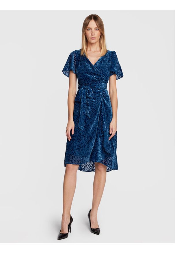 Sukienka koktajlowa DKNY. Kolor: niebieski. Styl: wizytowy