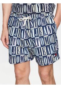 Tommy Jeans Szorty plażowe DM0DM15971 Granatowy Regular Fit. Okazja: na plażę. Kolor: niebieski. Materiał: bawełna #1