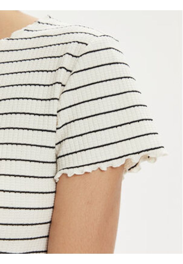only - ONLY T-Shirt Anits 15253651 Écru Regular Fit. Materiał: syntetyk