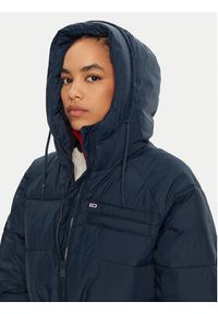 Tommy Jeans Płaszcz zimowy DW0DW18842 Granatowy Regular Fit. Kolor: niebieski. Materiał: syntetyk. Sezon: zima