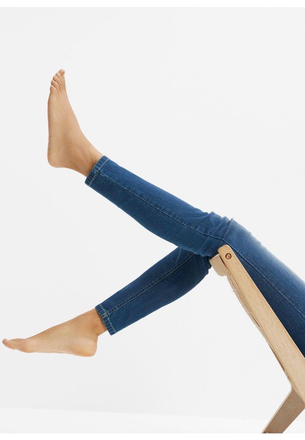 bonprix - Dżinsy Skinny ze stretchem, średni stan. Kolor: niebieski
